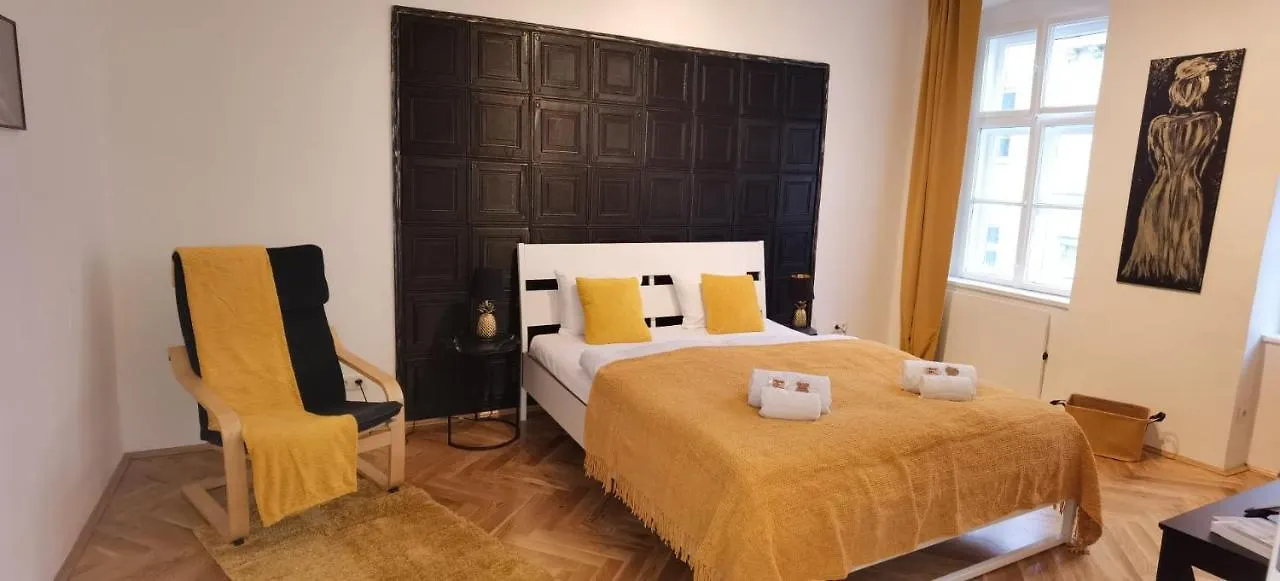 Dalia - Dolce Duo Homes contacts